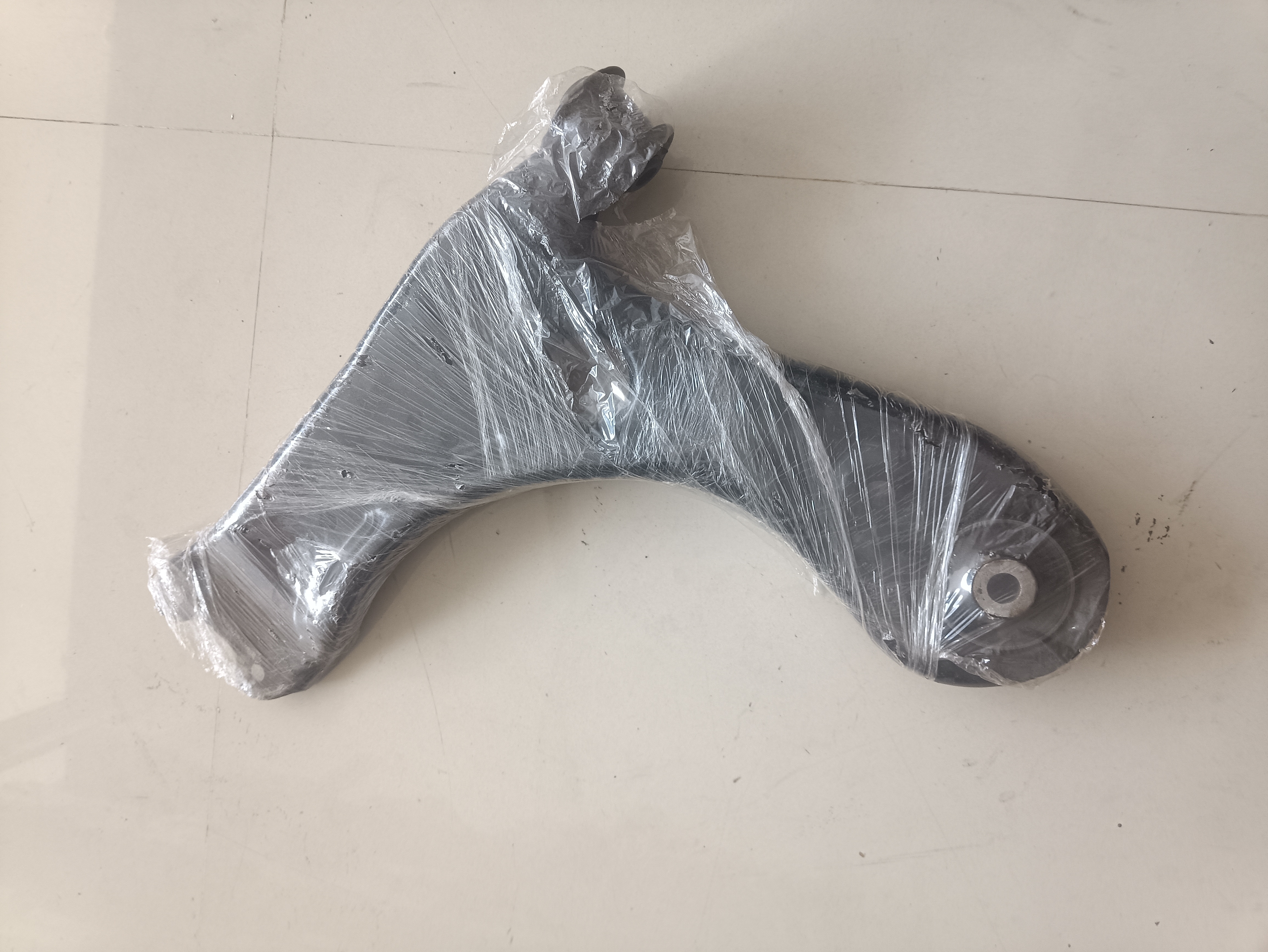 Polo Vinto Lower Arm Right — Lower Arm