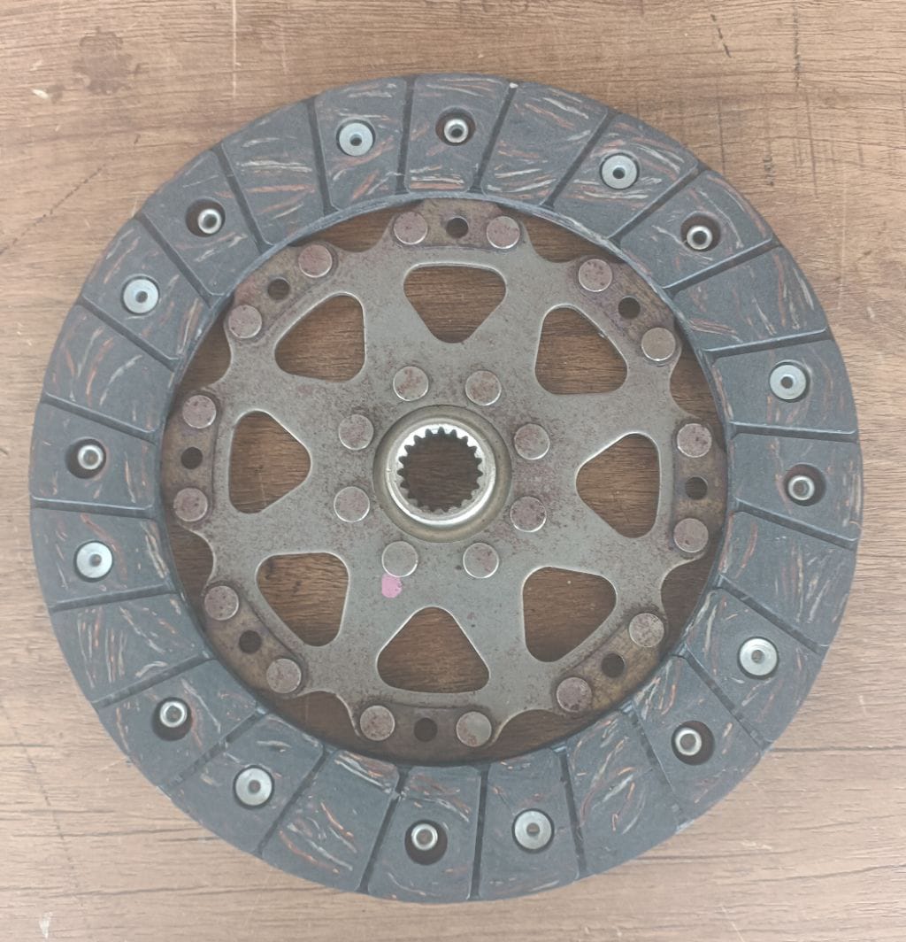 Mahindra Kuv 100 Petrol Clutch set — Clutch Set